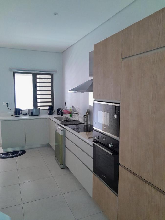 Joli Appartement Neuf, Route Cotiere Grand Baie Bagian luar foto